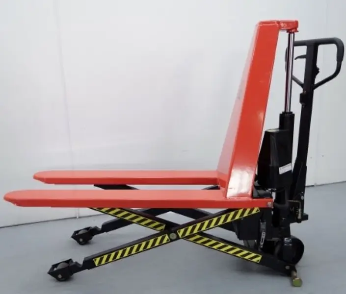 Transpaleta tijera eléctrica 1.500 kg1_N10061.webp
