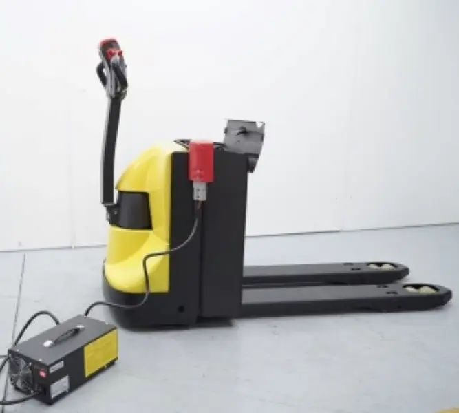 Transpaleta electrónica 2.000 kg3_N16021.webp