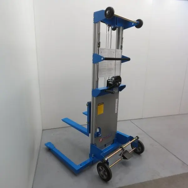 Apilador aluminio eleva a 2.500 mm2_N10505.webp