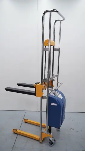 Apilador eléctrico 400 Kg elevación uñas 2.000mm2_N10559.webp