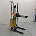 Apilador eléctrico 400 Kg elevación uñas 1.500mm2_N10561.webp