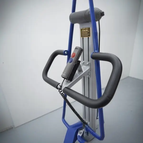 Apilador eléctrico 150 kg a 1.520 mm5_N10706.webp