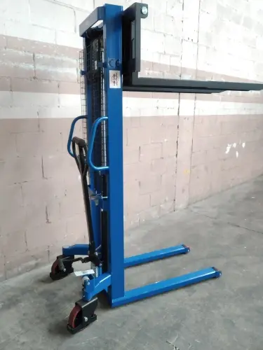 Apilador manual 1.000 Kg a 1.600 mm6_N16000.webp