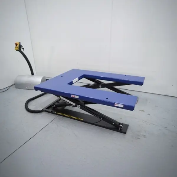 Mesa en U 1.000 kg3_N10140.webp