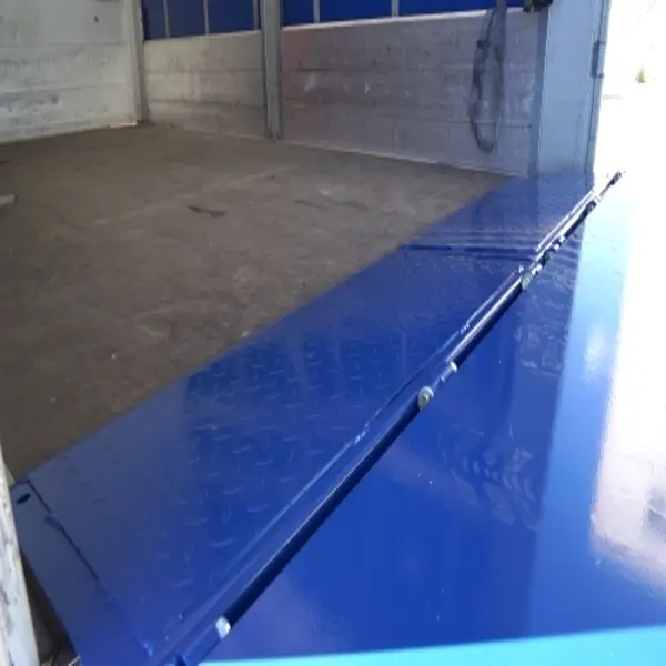 Mesa elevadora eléctrica 4.000 kg_5_solapa_N10189.webp