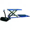 Mesa elevadora eléctrica extraplana 2.000 kg y elevación a 1000 mm con rampa