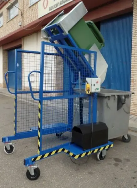 Volteador de cubos a batería