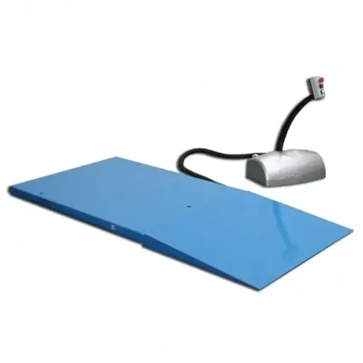 [N10162] Mesa elevadora eléctrica extraplana 1.000 kg y elevación a 840 mm con rampa